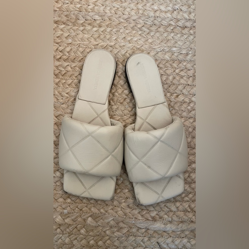 Bottega Veneta Quilted Leather Sandals - Picture 7 of 9